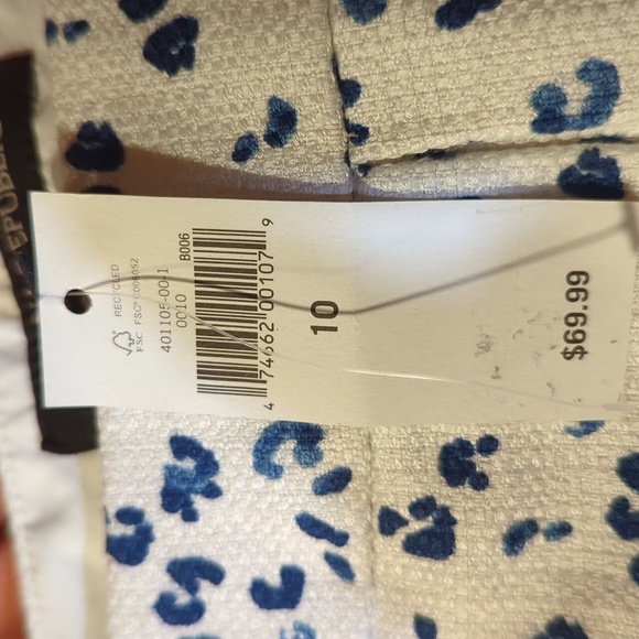 Skirt - Picture 3 of 3